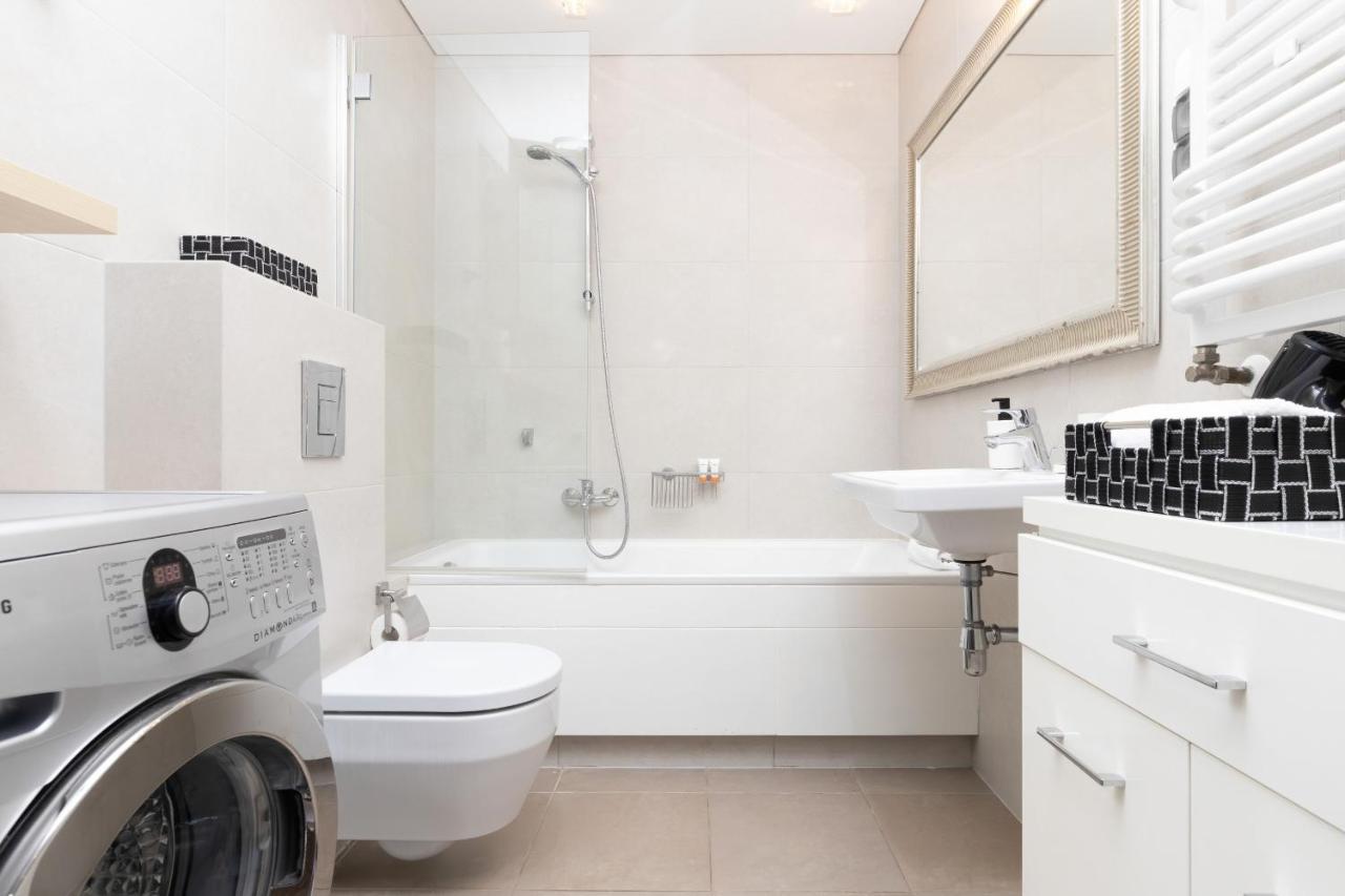 Apartment Old Town Neptun By Renters