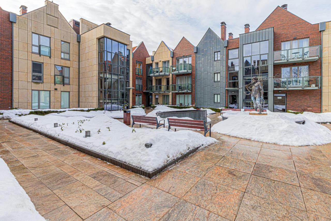 Apartment Old Town Neptun By Renters Gdansk